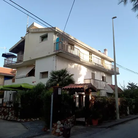 Cortese Appartement SantʼEufemia Lamezia